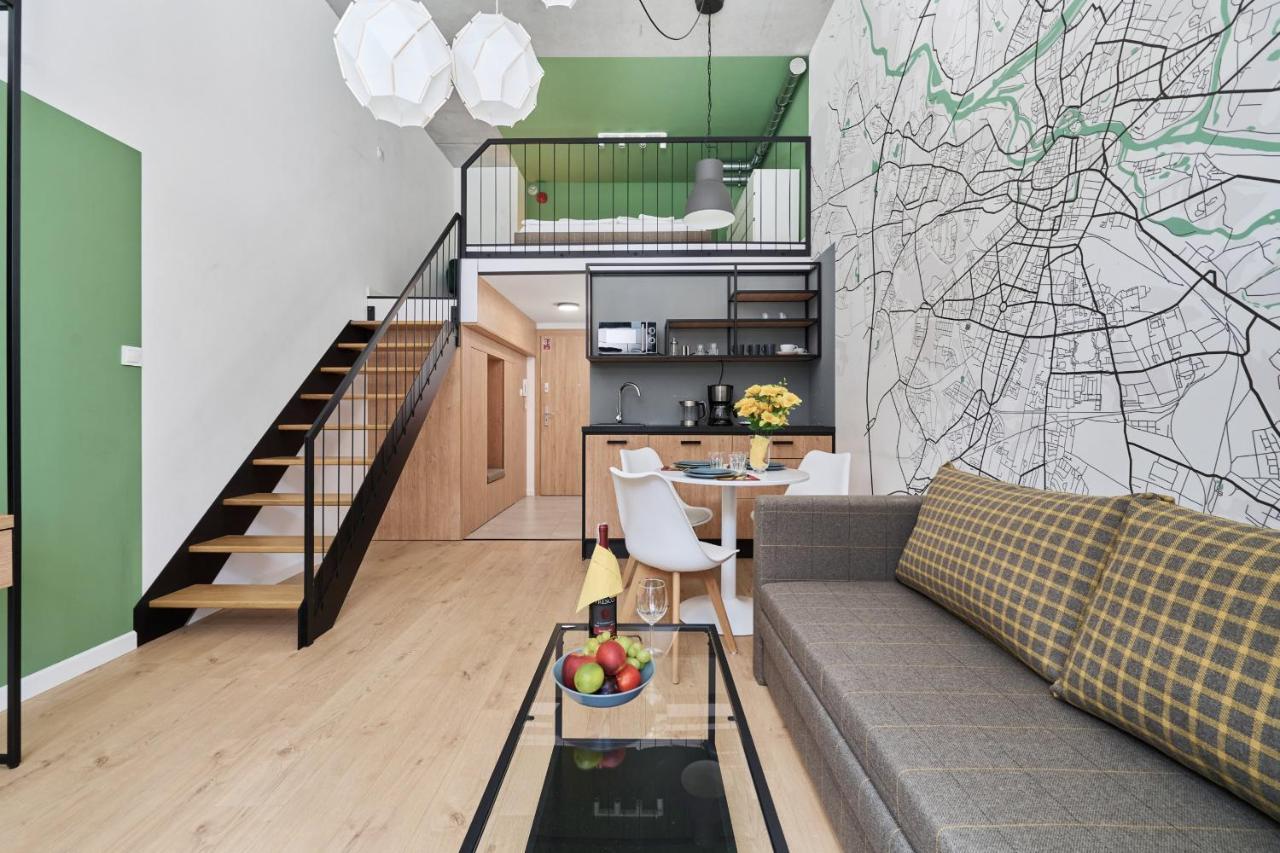 Mezzanine Studio Apartments Zarembowicza Wroclaw Airport By Renters Екстериор снимка