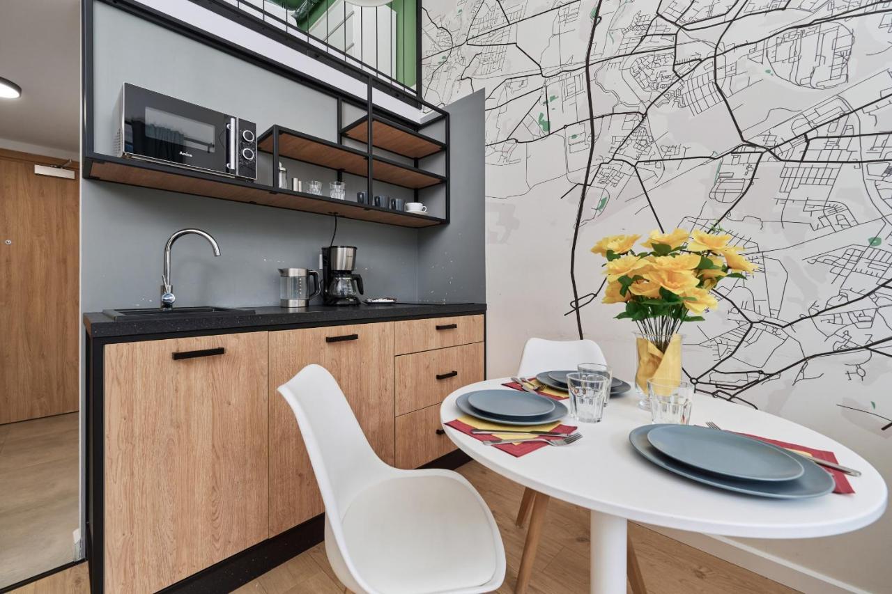 Mezzanine Studio Apartments Zarembowicza Wroclaw Airport By Renters Екстериор снимка