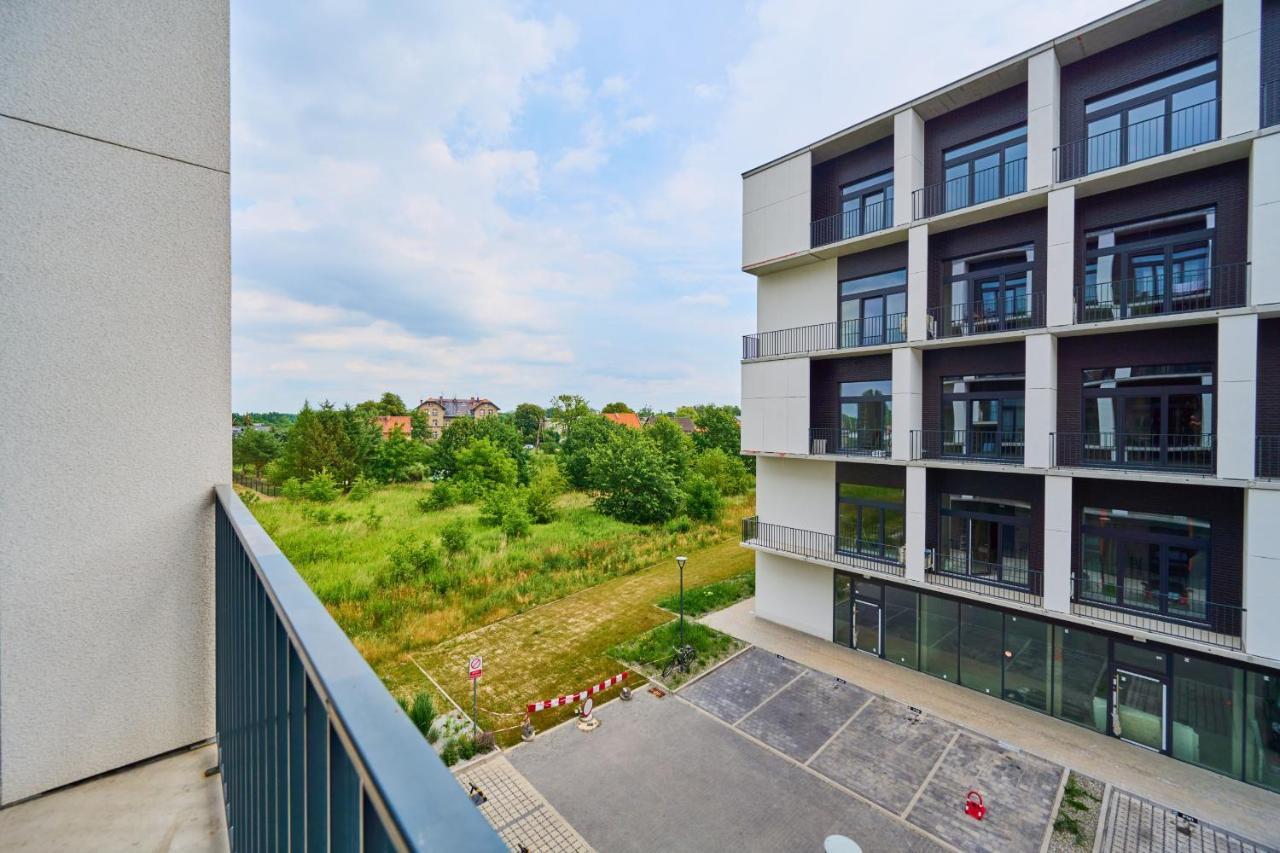 Mezzanine Studio Apartments Zarembowicza Wroclaw Airport By Renters Екстериор снимка