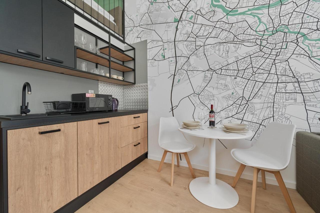 Mezzanine Studio Apartments Zarembowicza Wroclaw Airport By Renters Екстериор снимка