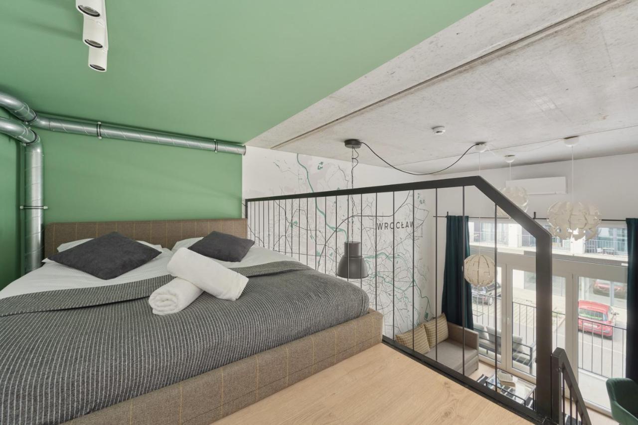 Mezzanine Studio Apartments Zarembowicza Wroclaw Airport By Renters Екстериор снимка