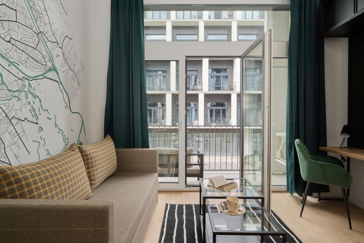 Mezzanine Studio Apartments Zarembowicza Wroclaw Airport By Renters Екстериор снимка